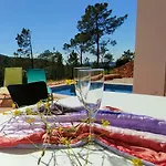 Mit Privatem Pool - Casa Da Bananeira By Interhome *