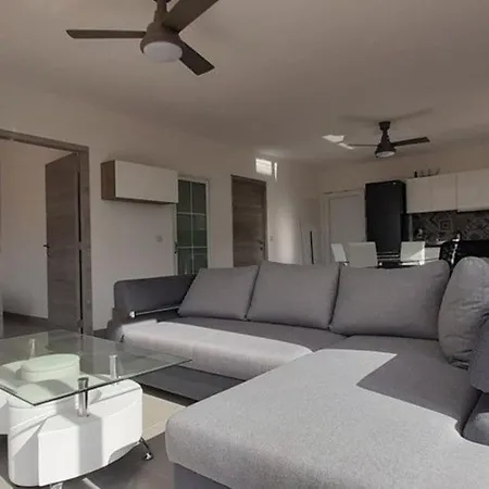 Mit Privatem Pool - Casa Da Bananeira By Interhome São Bartolomeu de Messines